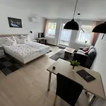 Und - Haus Budinger 4*