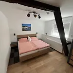 Gasthof Und - Haus Budinger Alf