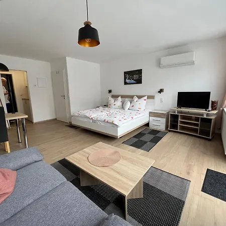Konukevi Und - Haus Budinger Alf