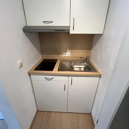 Und - Haus Budinger *