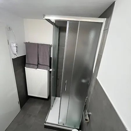 Und - Haus Budinger Guest house