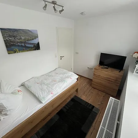 Und - Haus Budinger Konukevi