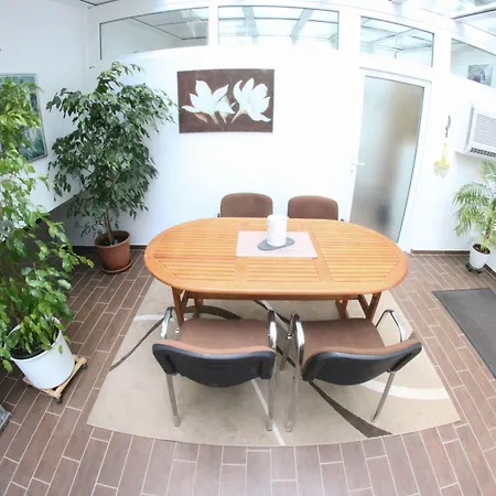 Und - Haus Budinger Konukevi 4*