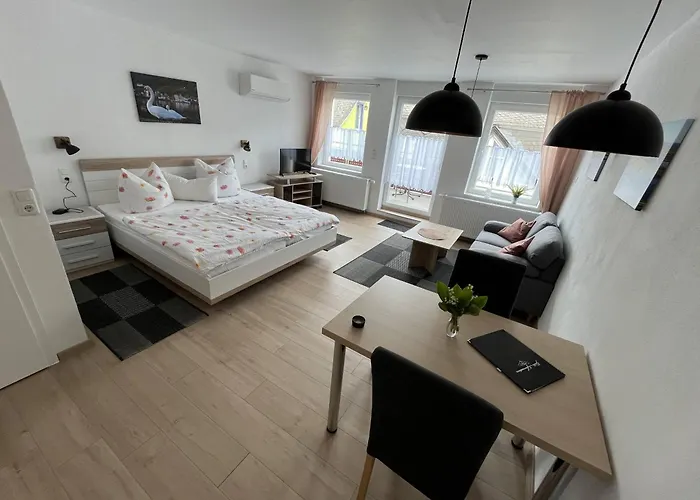 Und - Haus Budinger 4*