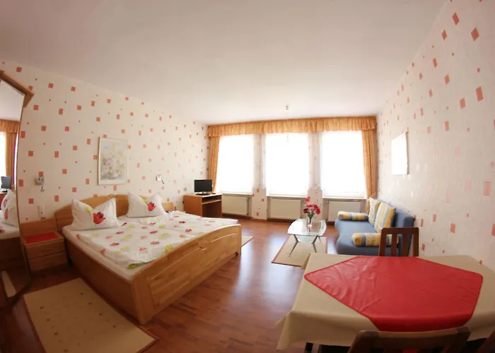 Und - Haus Budinger Konukevi Alf